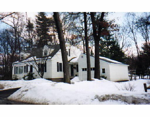 34 Walnut Road Chelmsford, MA 01824 - Photo 1 of 1