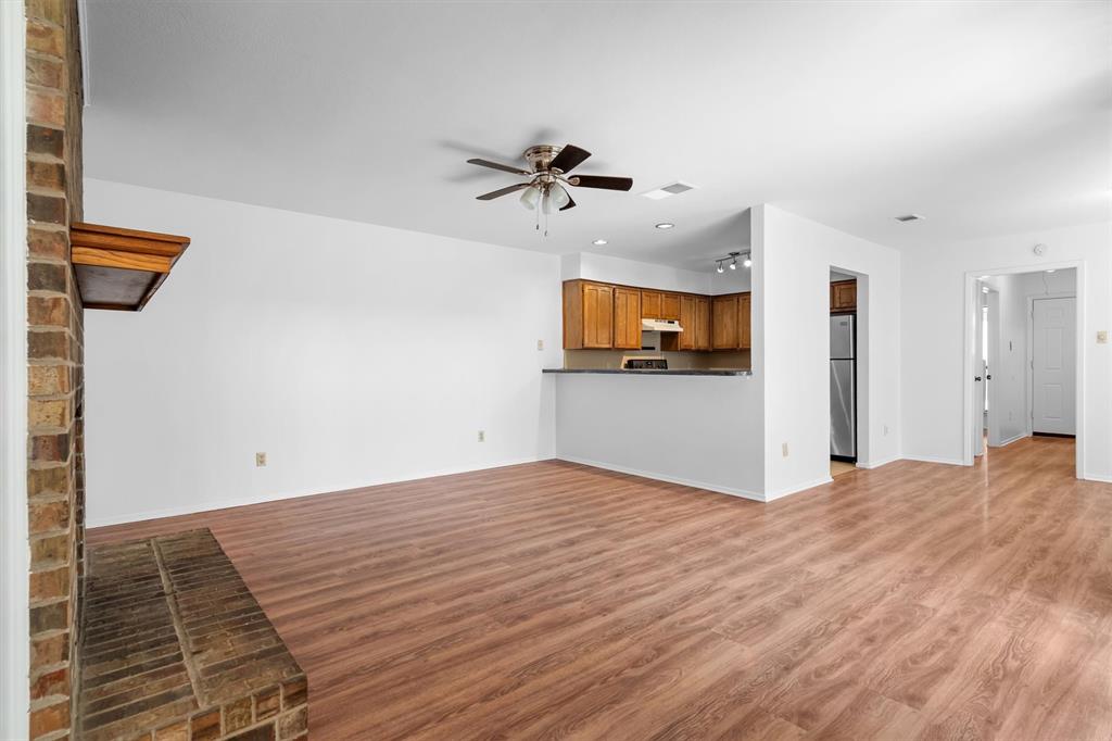 710 Michol Street Grapevine, TX 76051 - Photo 8 of 25