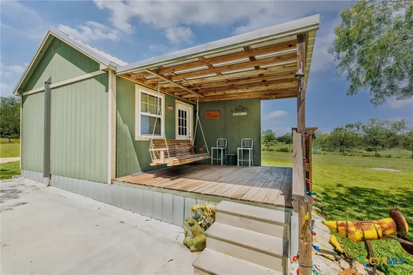 $290,000 | Undisclosed Address, Leesville, TX 78122