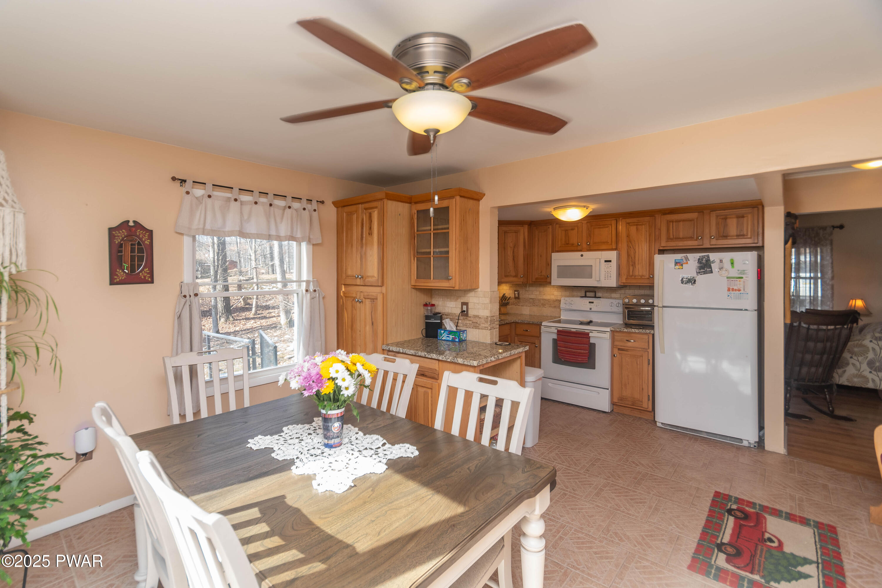 134 Hay Road Milford, PA 18337 - Photo 9 of 42 Kitchen/Dining