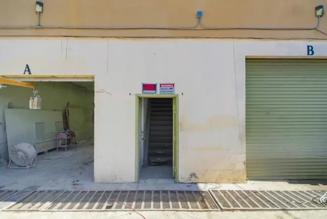 a house view with a outdoor space