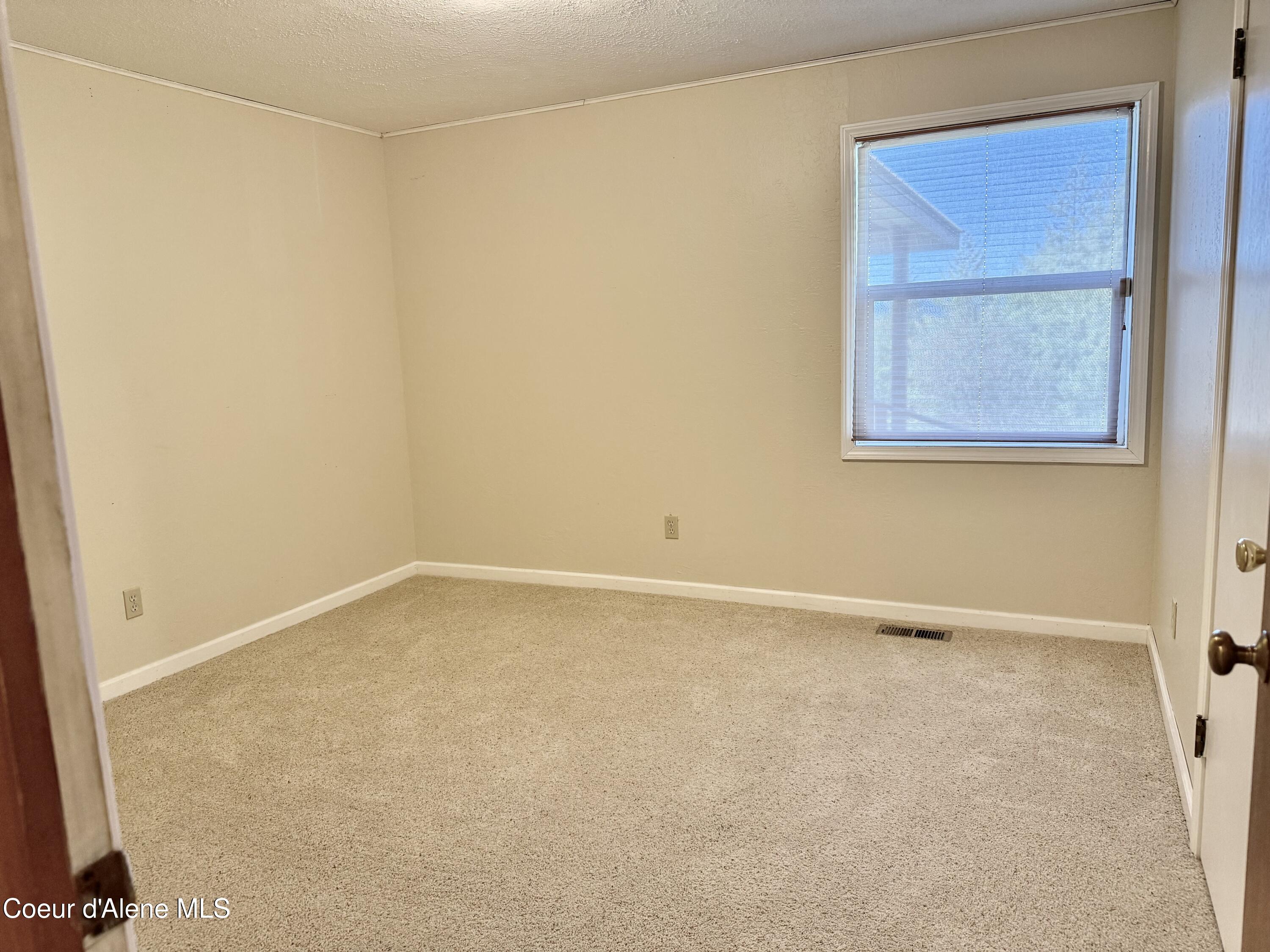 3216 Dufort Road Sagle, ID 83860 - Photo 41 of 99 Southwest Bedroom
