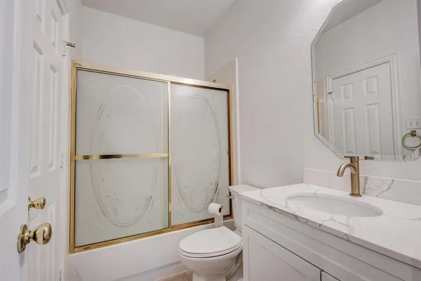 $639,999 | 9618 Peach Tree Lane, Rowlett, TX 75089