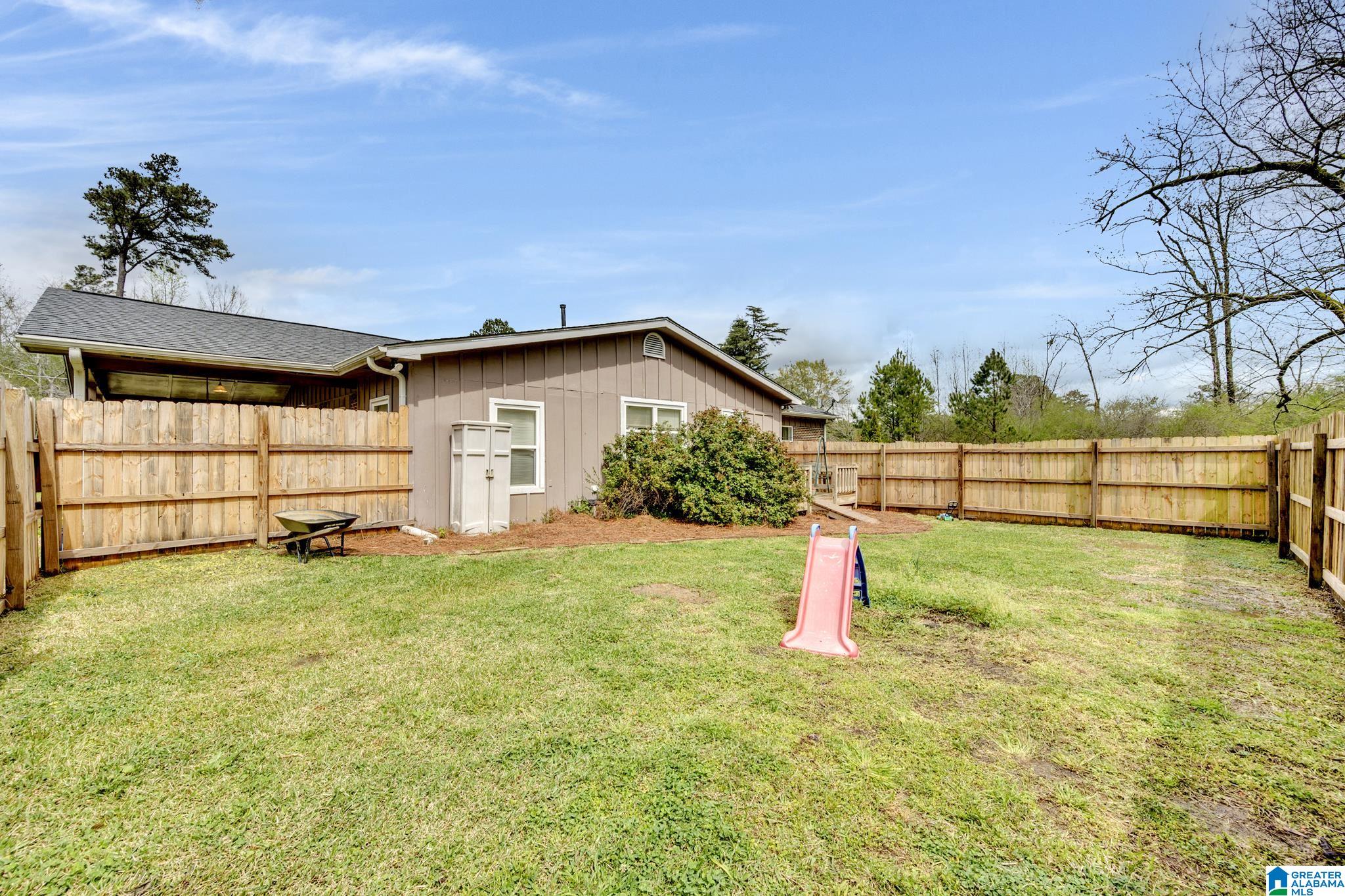 726 Pinewood Avenue Bessemer, AL 35023 - Photo 6 of 30