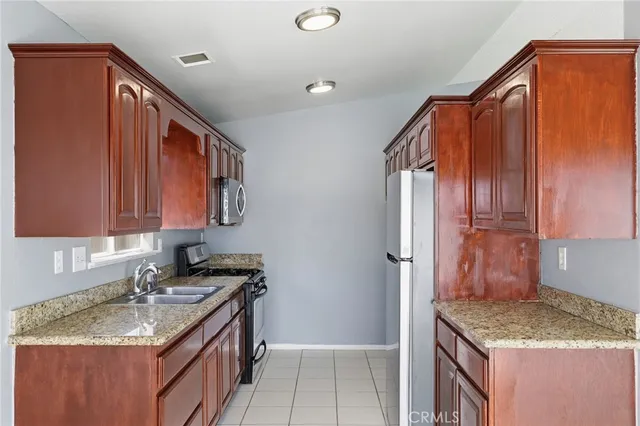 $2,250 | 13690 Pattilynn Drive, Moreno Valley, CA 92553