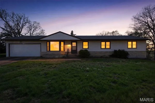 $239,000 | 1950 West Main Street, Festus, MO 63028