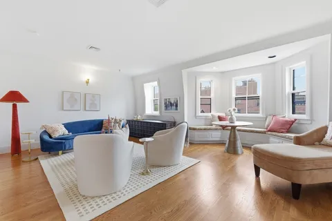 $3,200,000 | 131 Mt Vernon Street, Unit 2, Boston, MA 02108