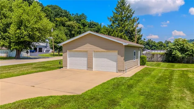 $179,900 | 612 Elm Street, Stockdale, PA 15483