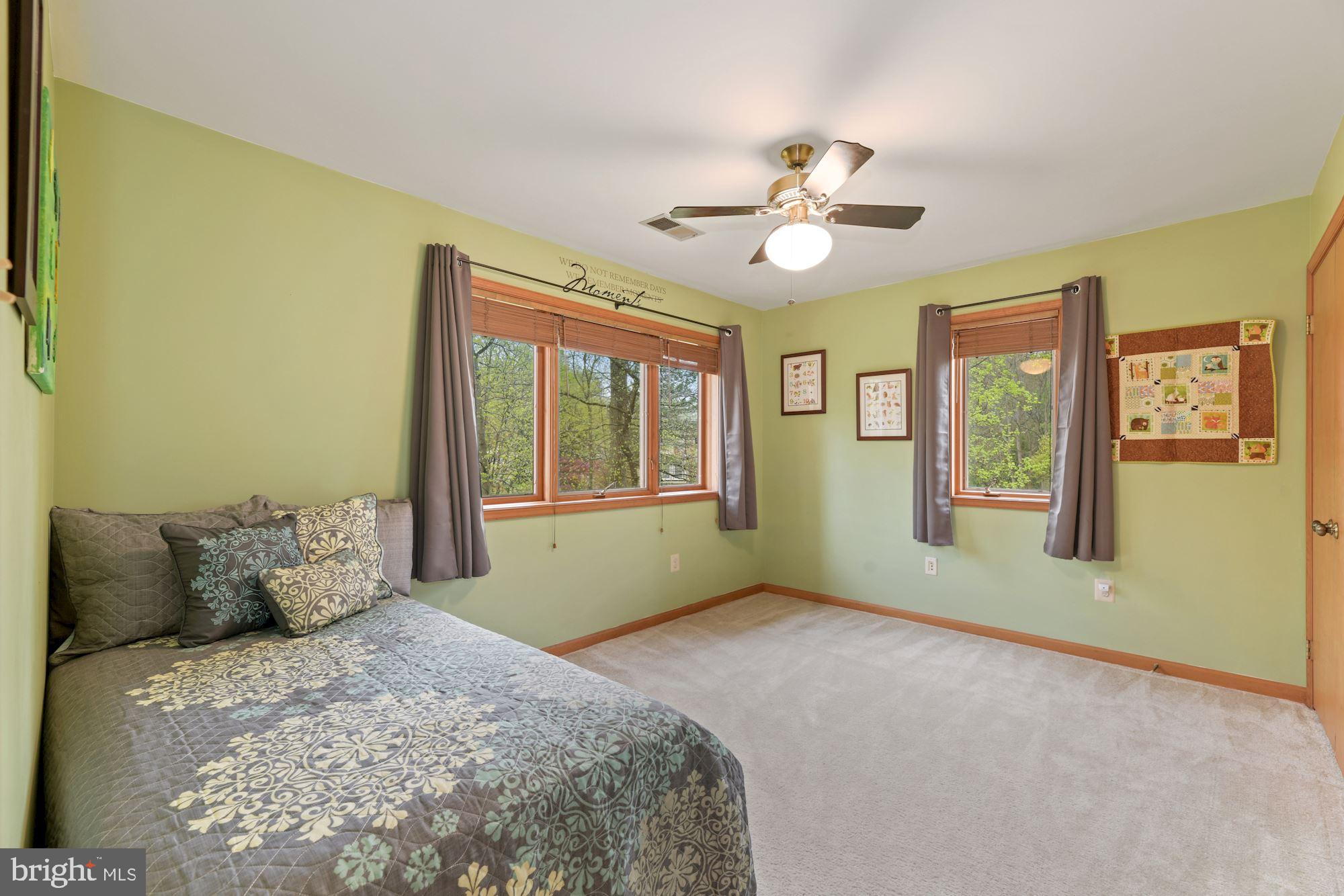 19 Rutherford Circle Sterling, VA 20165 - Photo 39 of 46 Gallery Image 39