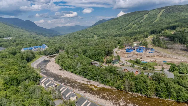 $949,900 | 58 Bunker Lane, Unit 3, Lincoln, NH 03251
