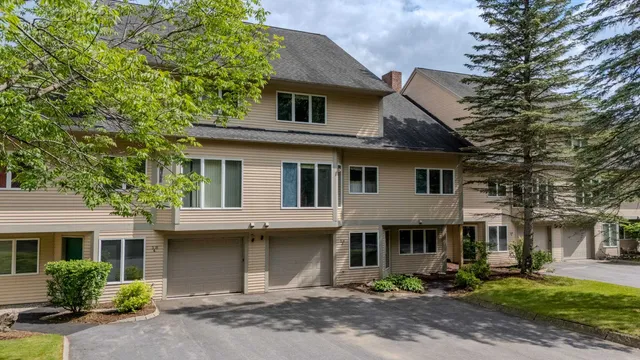 $949,900 | 58 Bunker Lane, Unit 3, Lincoln, NH 03251