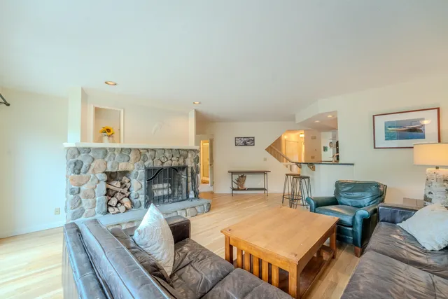 $949,900 | 58 Bunker Lane, Unit 3, Lincoln, NH 03251