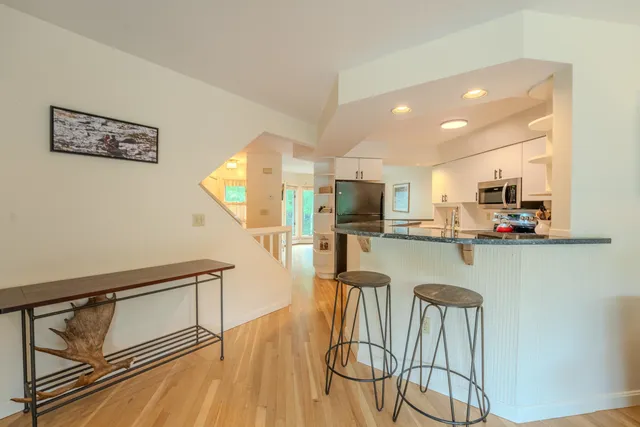 $949,900 | 58 Bunker Lane, Unit 3, Lincoln, NH 03251
