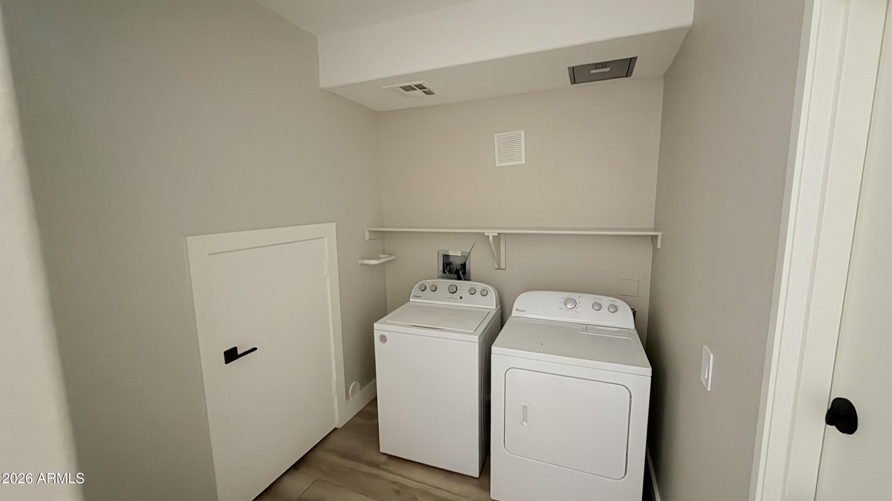 420 West 1st Street, Unit 214 Tempe, AZ 85281 - Photo 22 of 34 IMG_1070