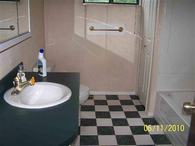 4491 Regency Road Swartz Creek, MI 48473 - Photo 7 of 10 20159051-6.JPG