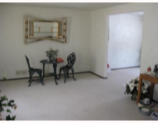 161 Mary Reed Road Economy, PA 15005 - Photo 2 of 12 Living Room.