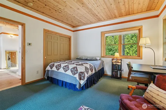 $875,000 | 37436 239th Avenue Southeast, Enumclaw, WA 98022