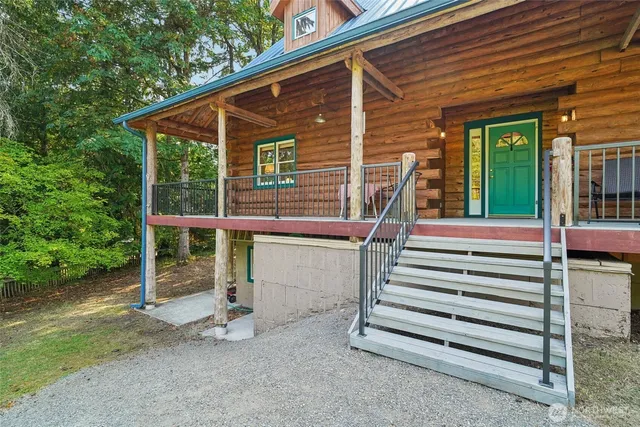 $875,000 | 37436 239th Avenue Southeast, Enumclaw, WA 98022