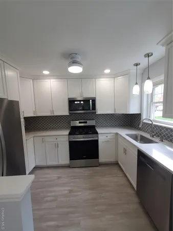 $2,500 | 1879 Crompond Road, Unit A21, Peekskill, NY 10566