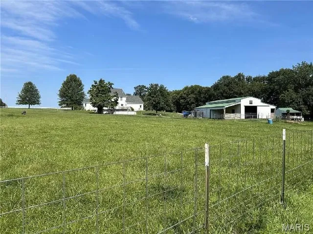 $775,000 | 38520 Pin Oak Church Road, Truxton, MO 63381