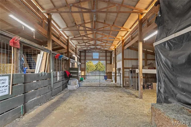 $775,000 | 38520 Pin Oak Church Road, Truxton, MO 63381