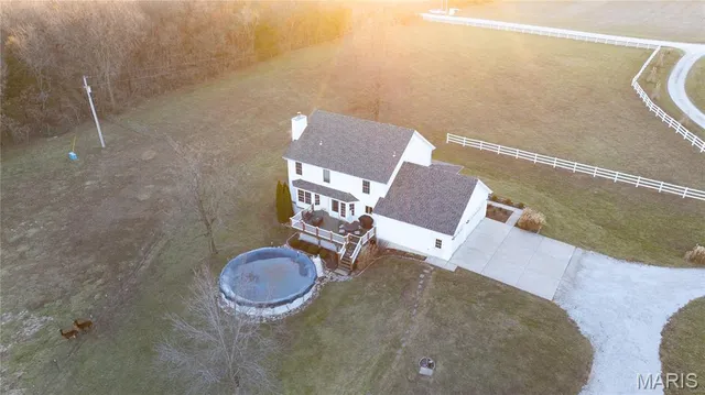$775,000 | 38520 Pin Oak Church Road, Truxton, MO 63381