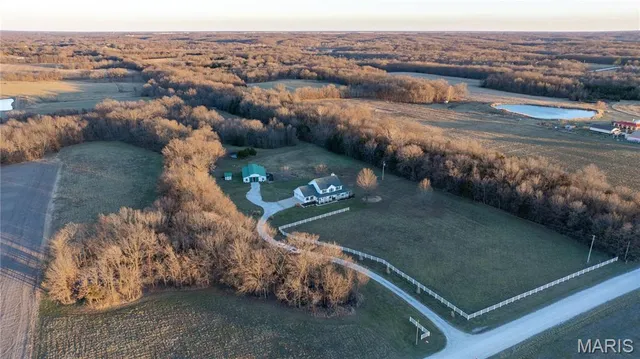 $775,000 | 38520 Pin Oak Church Road, Truxton, MO 63381