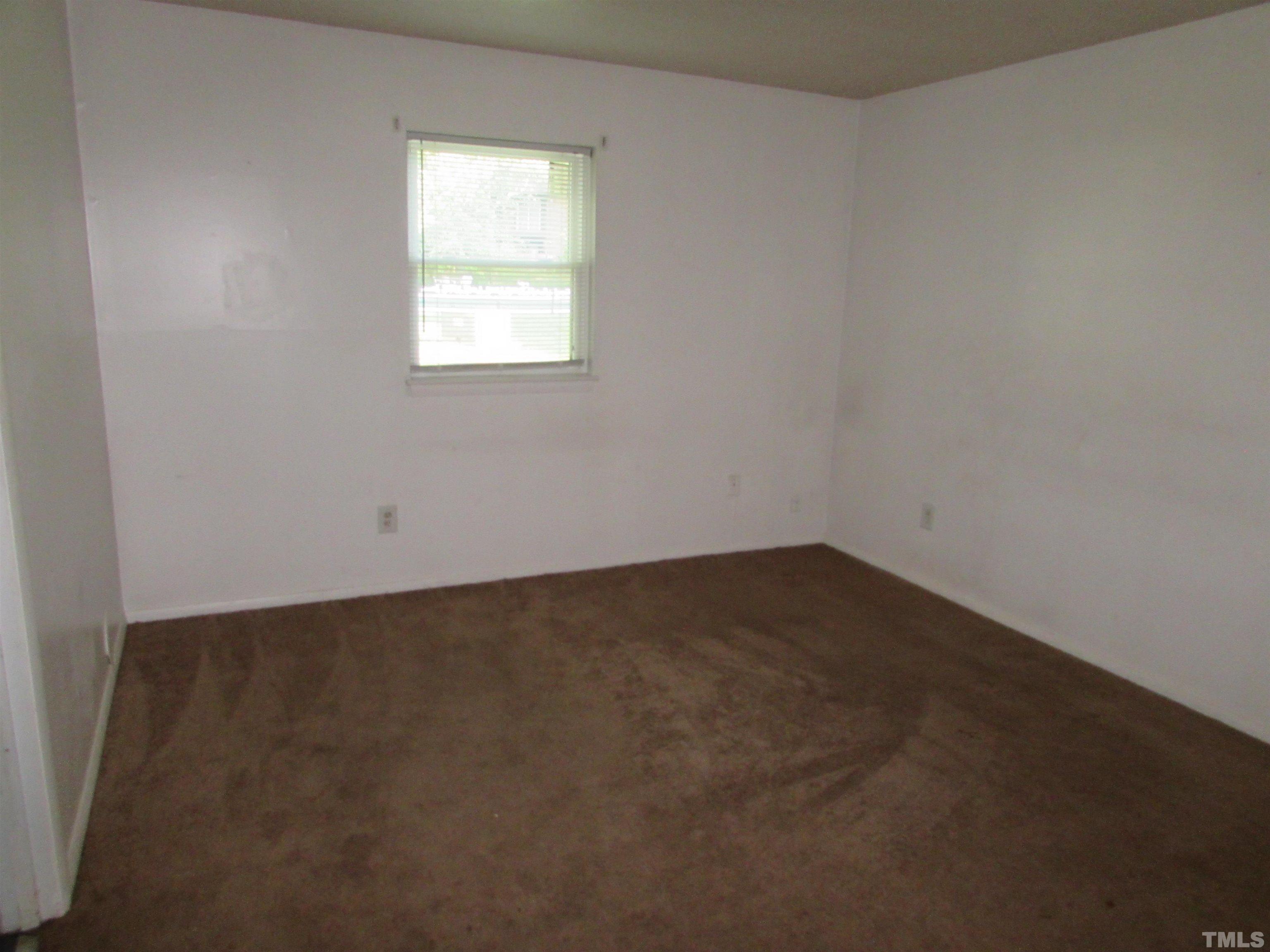 5612 Falls Of Neuse Road, Unit F Raleigh, NC 27609 - Photo 13 of 27 Gallery Image 13