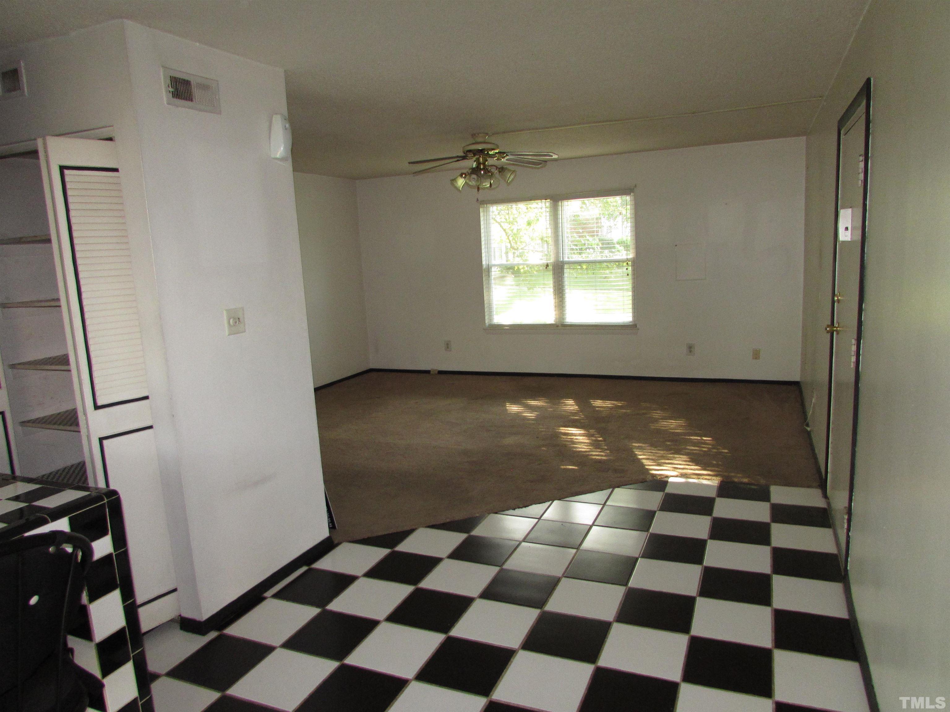 5612 Falls Of Neuse Road, Unit F Raleigh, NC 27609 - Photo 15 of 27 Gallery Image 15