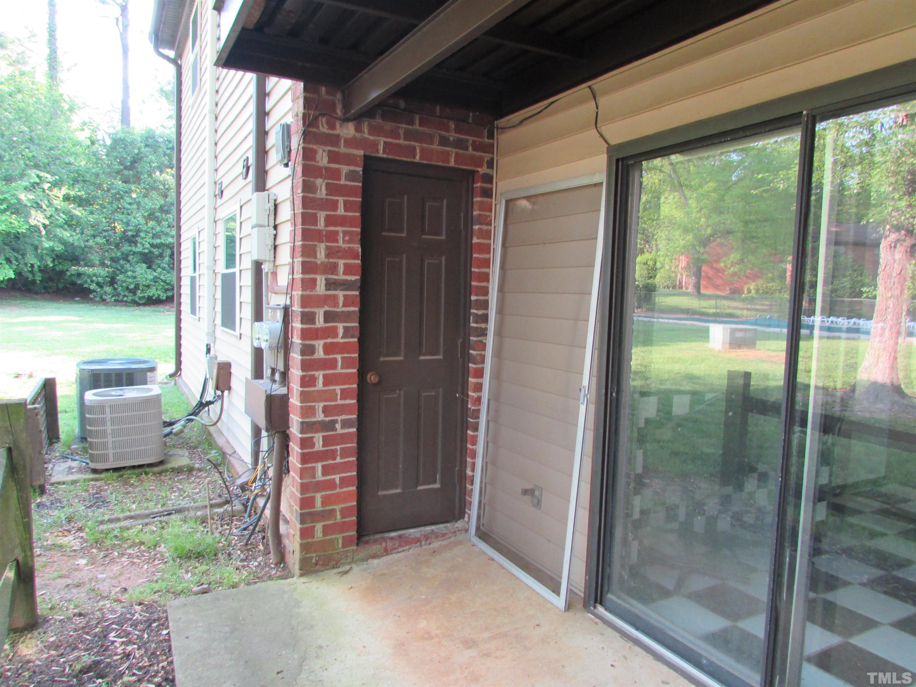 5612 Falls Of Neuse Road, Unit F Raleigh, NC 27609 - Photo 4 of 27 Gallery Image 4