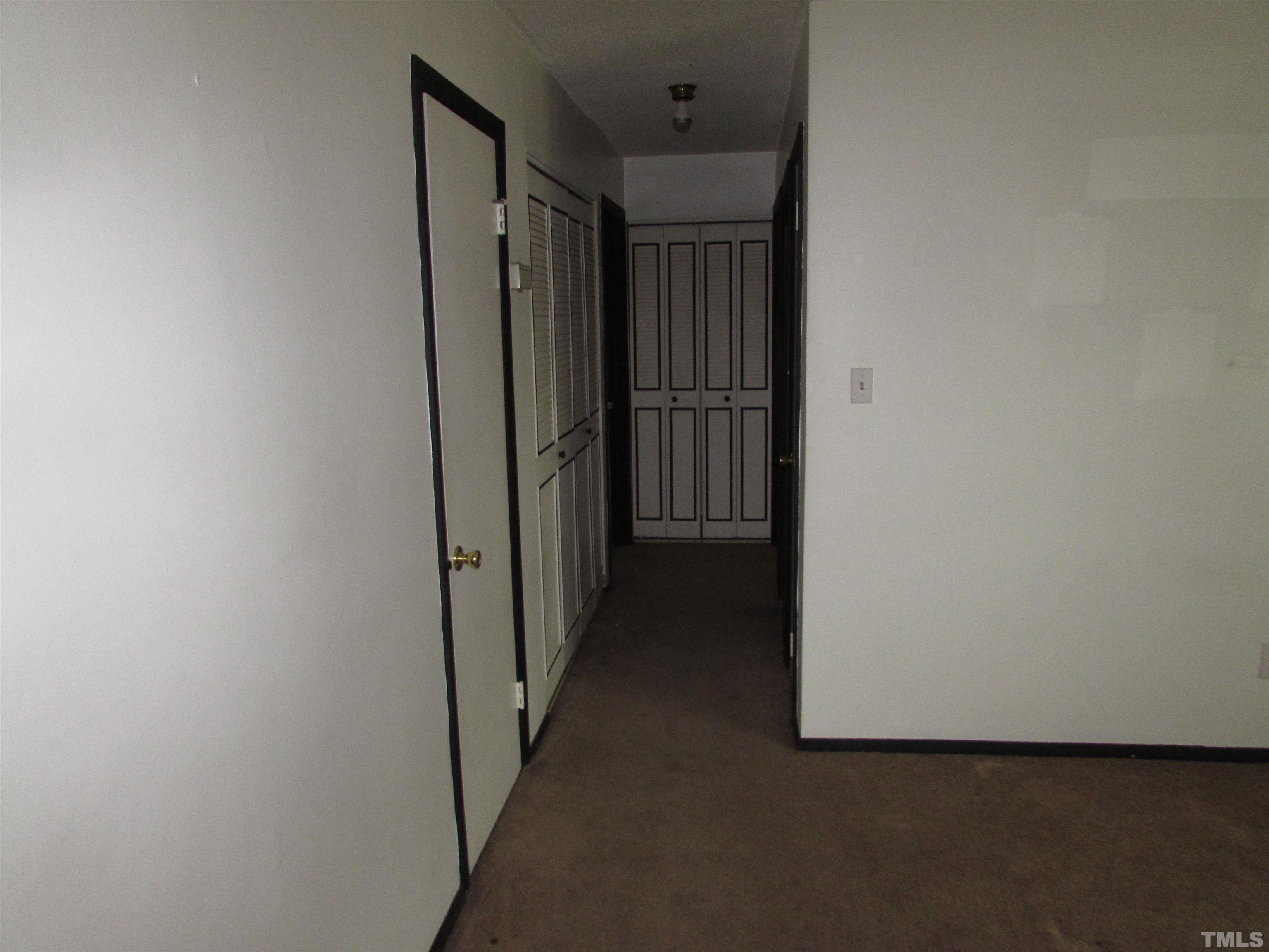 5612 Falls Of Neuse Road, Unit F Raleigh, NC 27609 - Photo 6 of 27 Gallery Image 6