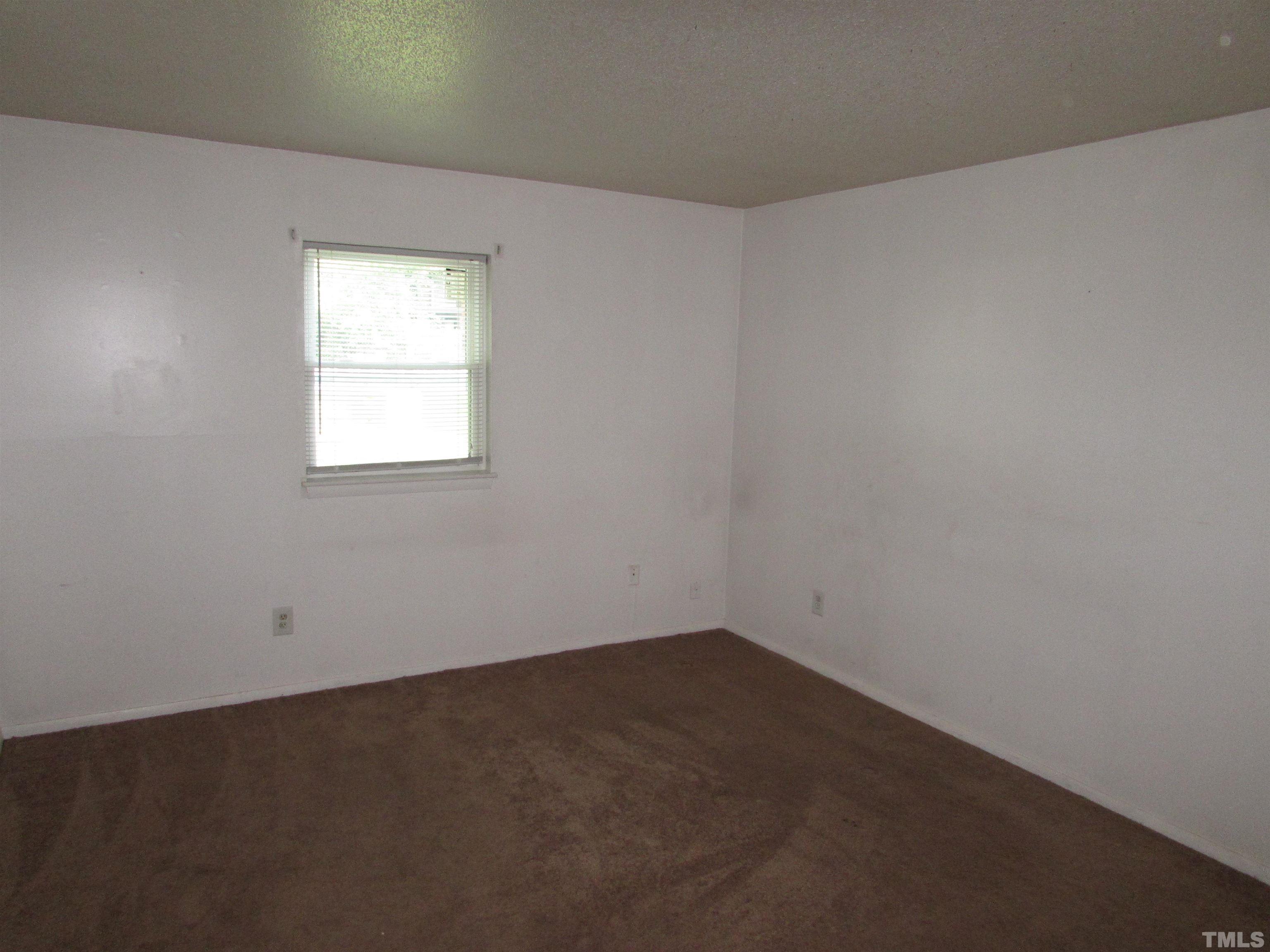 5612 Falls Of Neuse Road, Unit F Raleigh, NC 27609 - Photo 8 of 27 Gallery Image 8