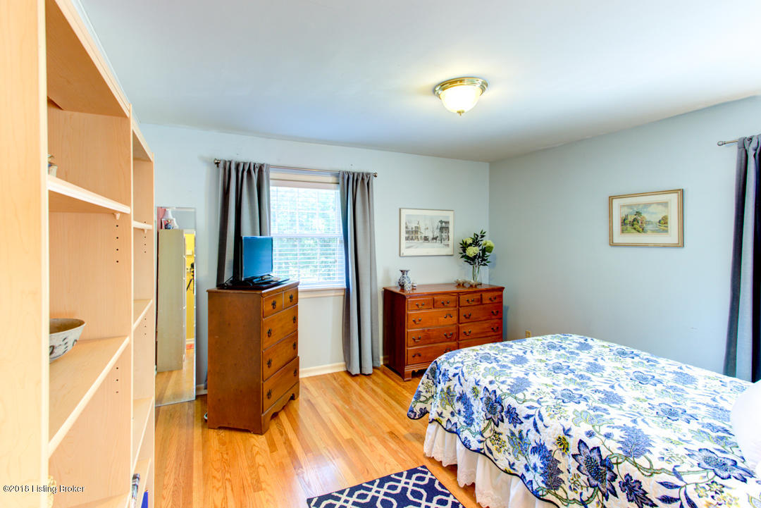 220 Brunswick Road Louisville, KY 40207 - Photo 12 of 28 Master Bedroom