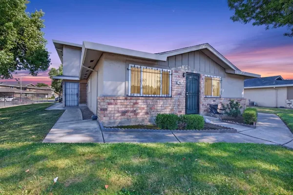 $140,000 | 440 East Bianchi Road, Unit 2, Stockton, CA 95207