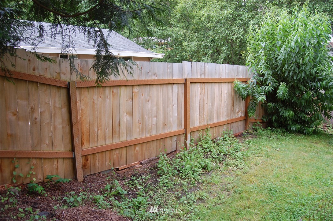 10807 Northeast 152nd Street Bothell, WA 98011 - Photo 14 of 23 Gallery Image 14