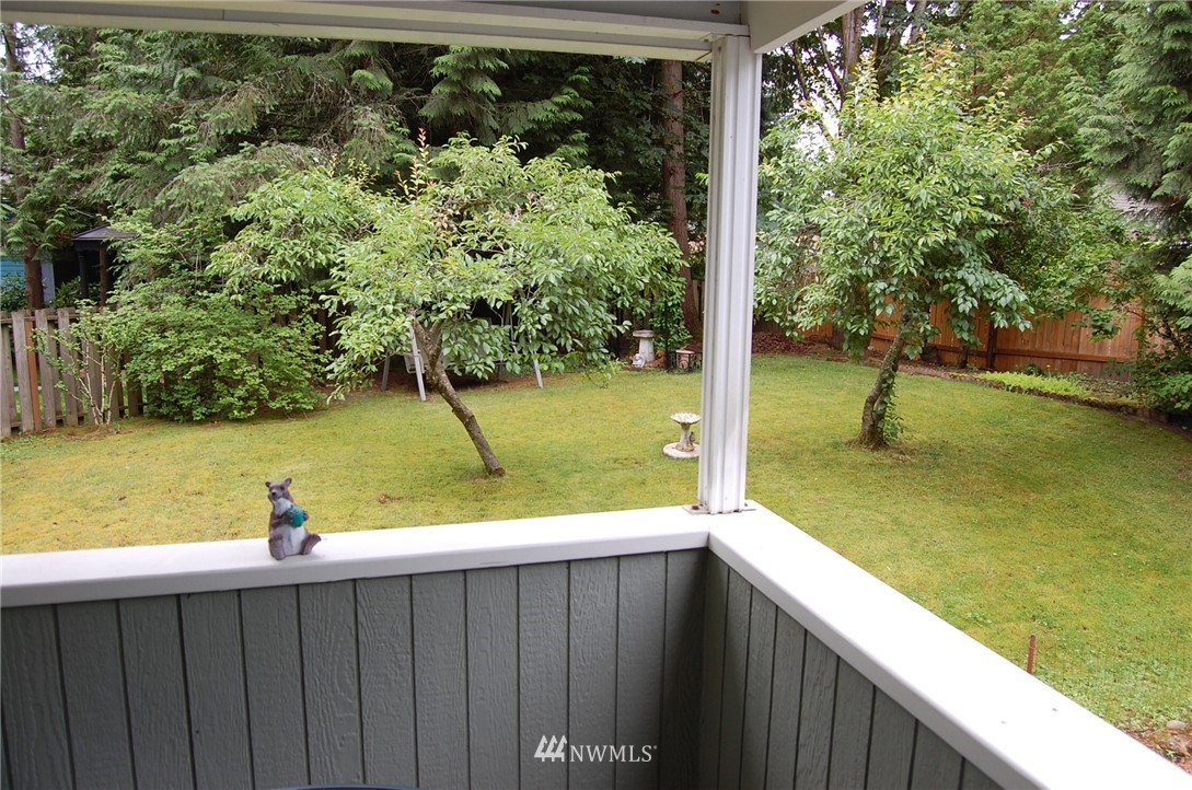 10807 Northeast 152nd Street Bothell, WA 98011 - Photo 4 of 23 Gallery Image 4