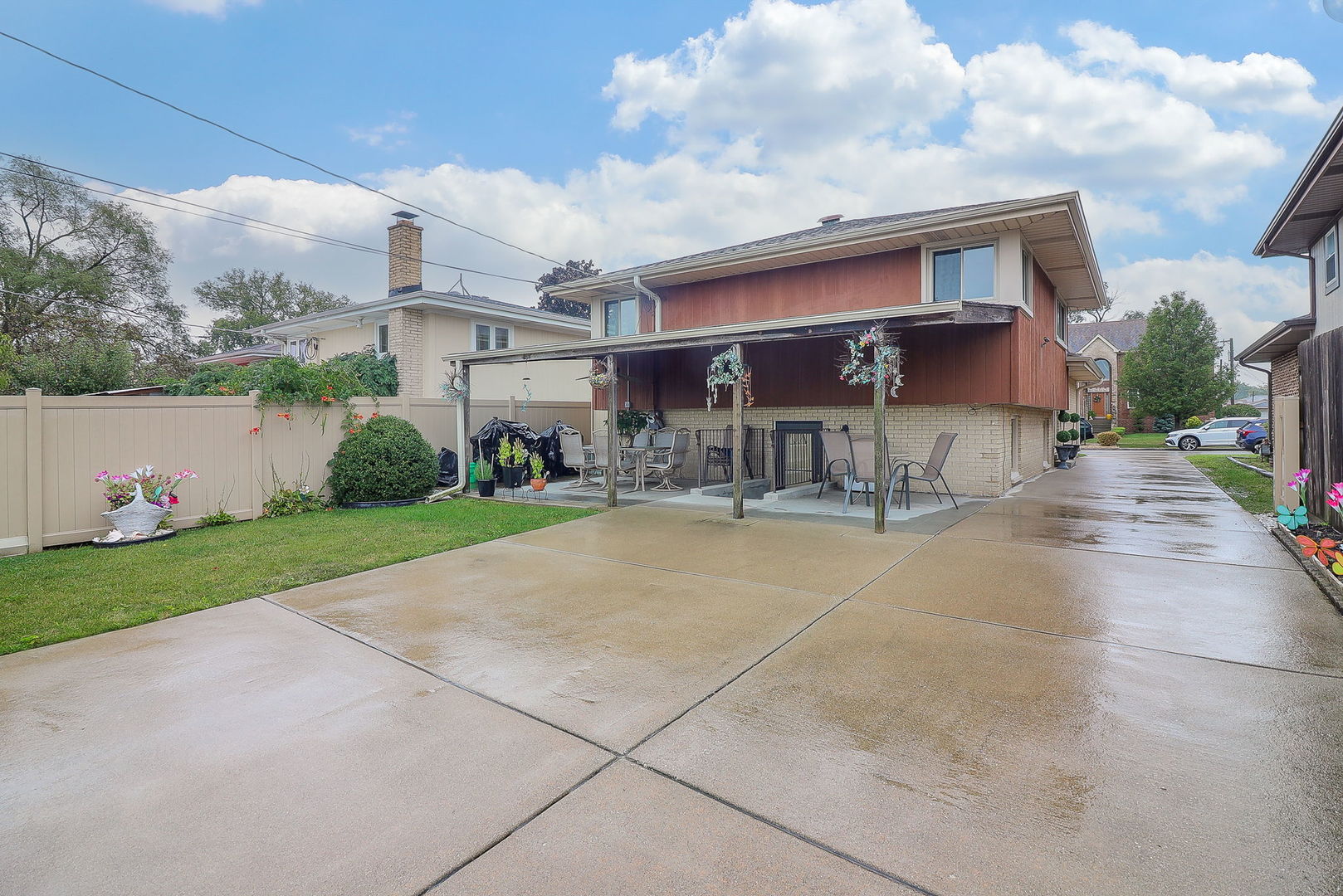 8732 Ridge Street River Grove, IL 60171 - Photo 26 of 26 Gallery Image 26