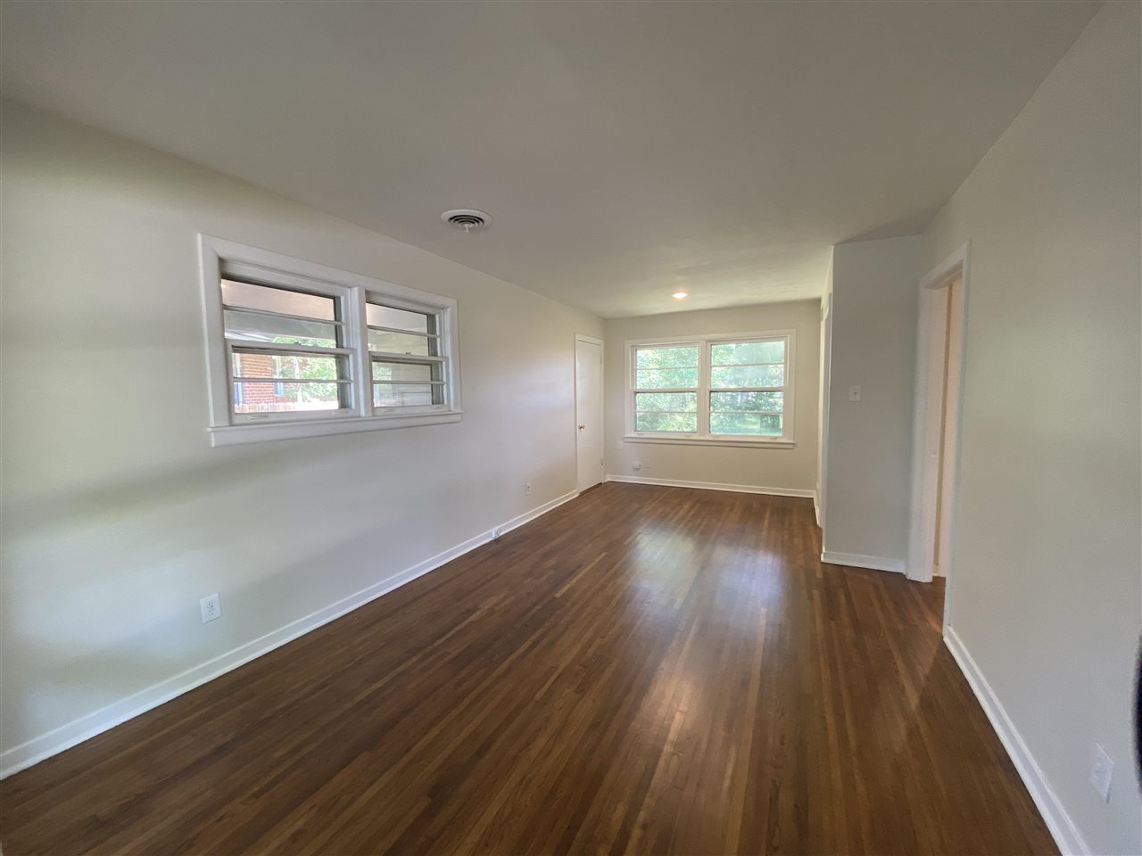 1746 Danville Road Memphis, TN 38117 - Photo 5 of 15 Gallery Image 5
