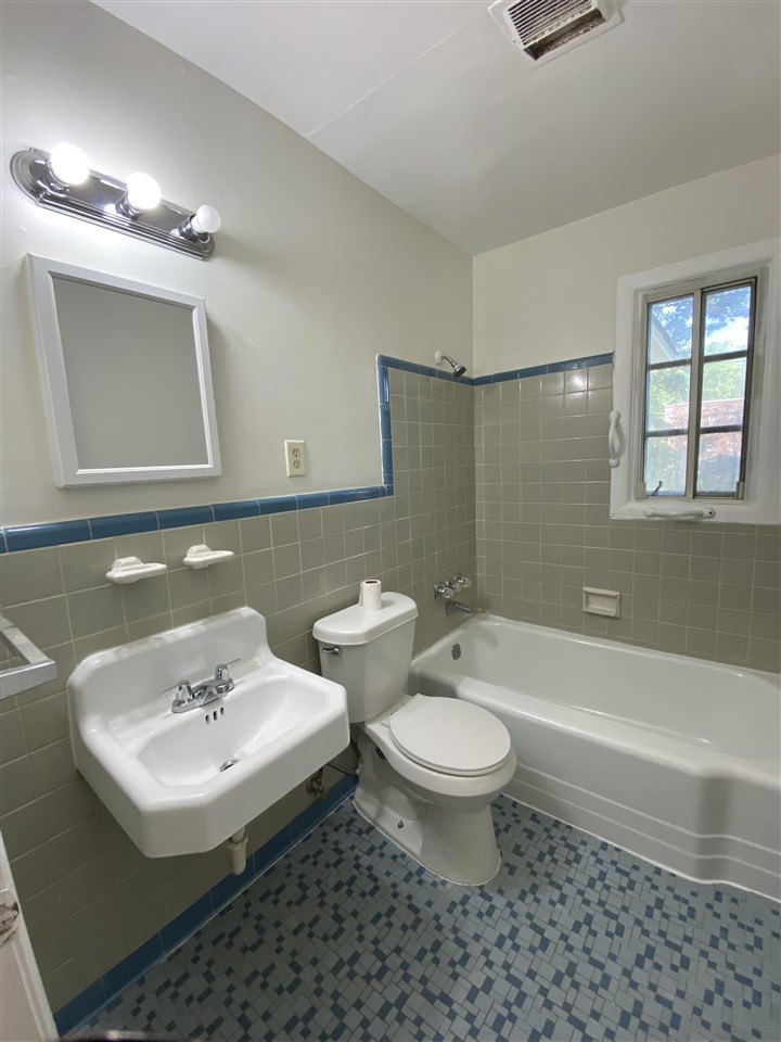 1746 Danville Road Memphis, TN 38117 - Photo 10 of 15 Gallery Image 10