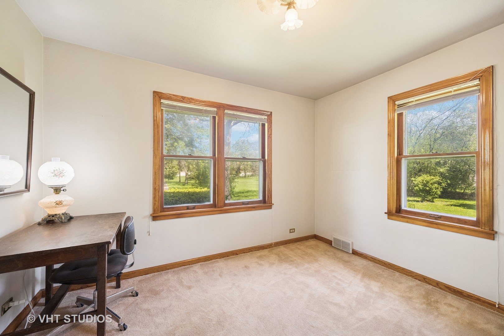 1961 Buckley Road Libertyville, IL 60048 - Photo 12 of 24