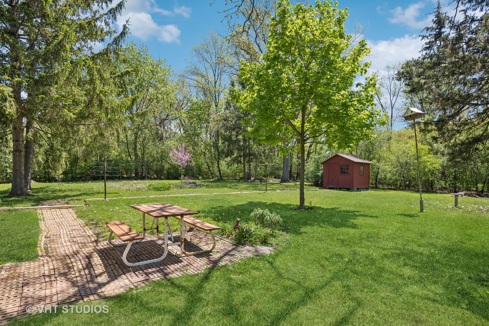 1961 Buckley Road Libertyville, IL 60048 - Photo 15 of 24