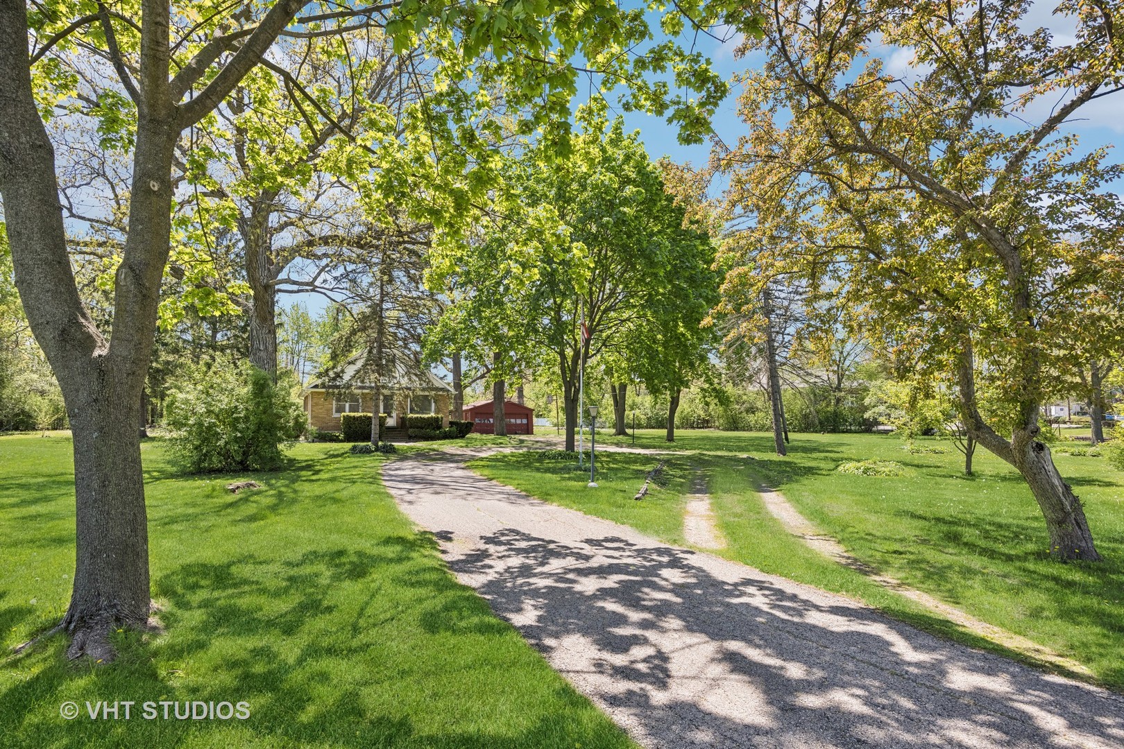 1961 Buckley Road Libertyville, IL 60048 - Photo 20 of 24