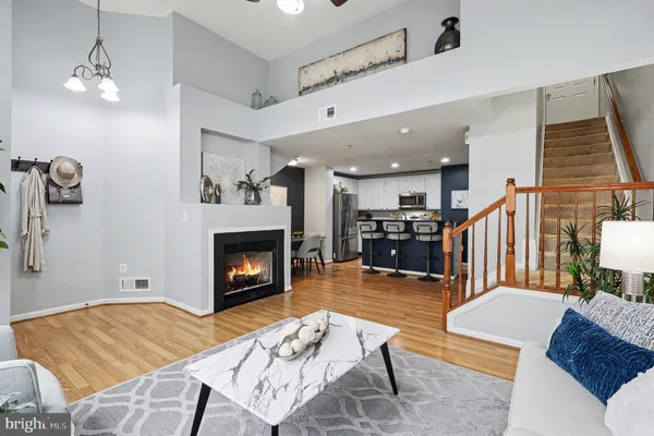 $415,000 | 42260 Terrazzo Terrace, Aldie, VA 20105