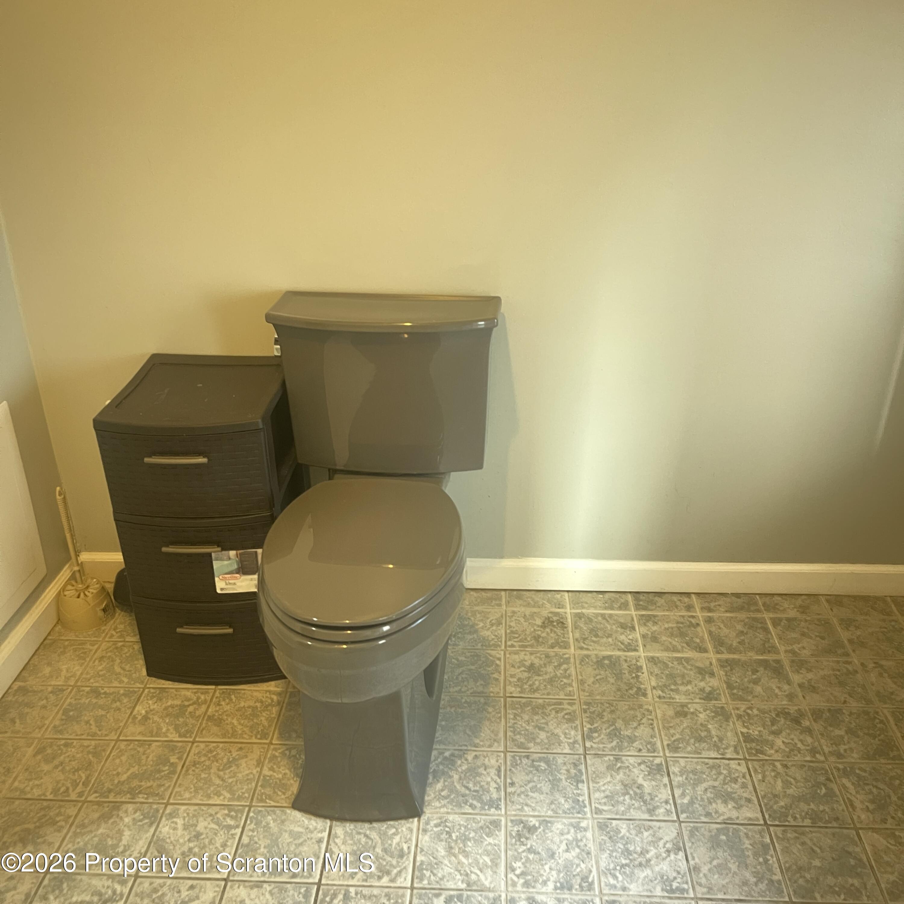 1007 Clay Avenue Scranton, PA 18510 - Photo 23 of 49 Apt 1 full bath