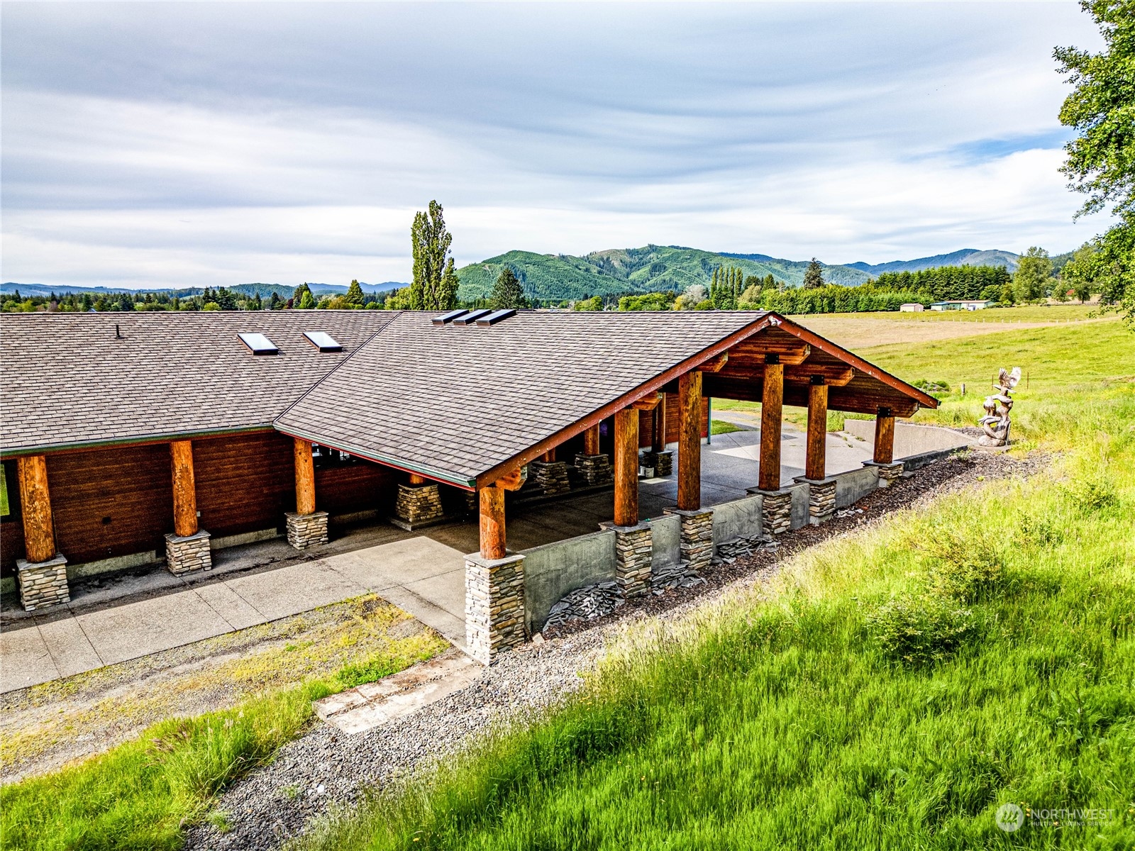 428 Minnie Peterson Road Forks, WA 98331 - Photo 3 of 40 Gallery Image 3