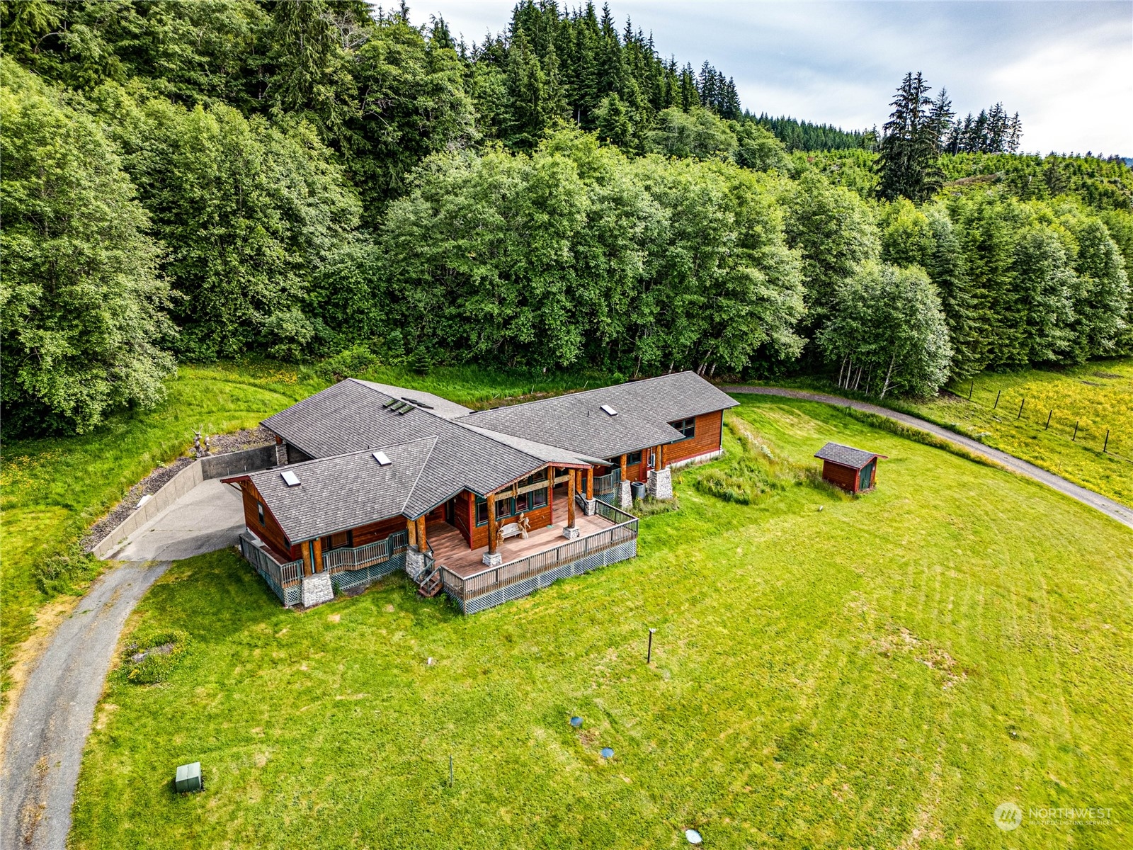 428 Minnie Peterson Road Forks, WA 98331 - Photo 4 of 40 Gallery Image 4
