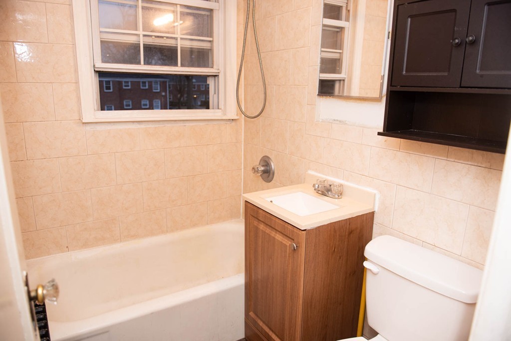 453 Cold Spring Avenue, Unit 3 West Springfield, MA 01089 - Photo 5 of 14 Gallery Image 5