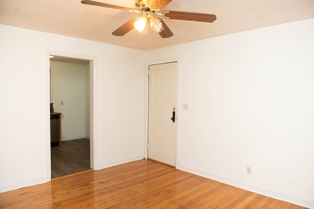 453 Cold Spring Avenue, Unit 3 West Springfield, MA 01089 - Photo 6 of 14 Gallery Image 6