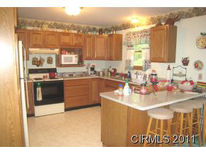 2779 South Meridian Road Wabash, IN 46992 - Photo 6 of 10 Gallery Image 6