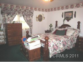 2779 South Meridian Road Wabash, IN 46992 - Photo 8 of 10 Gallery Image 8